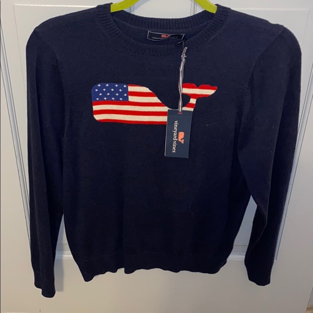 Vineyard vines sweater